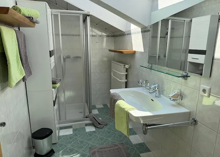 Haus Vallaster Apartman *